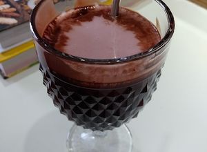 Foto de Milkshake de morango com sorvete caseiro sem leite