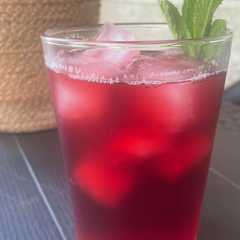 Una foto de Infusión flor de jamaica