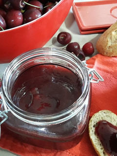 Una foto de Mermelada de cerezas