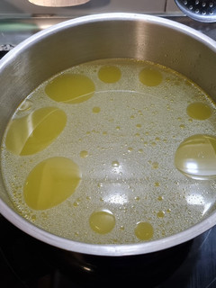 Una foto de Caldo de pollo