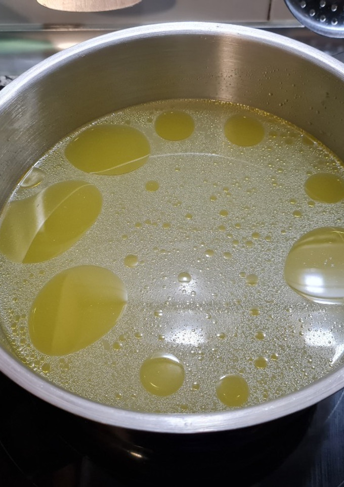 Una foto de Caldo de pollo