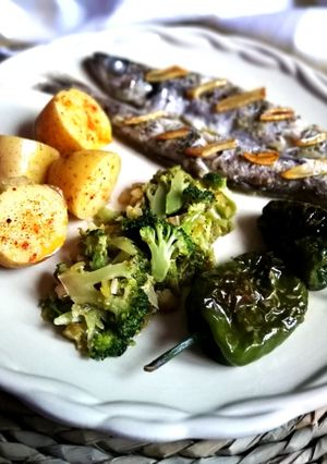 Foto principal de Pescado blanco al horno con verduras
