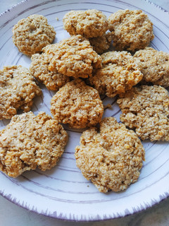 Una foto de Galletitas de avena coco y limón