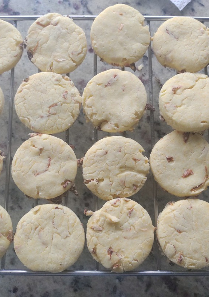 Una foto de Galletitas saladas sin gluten sin lactosa. Saborizadas