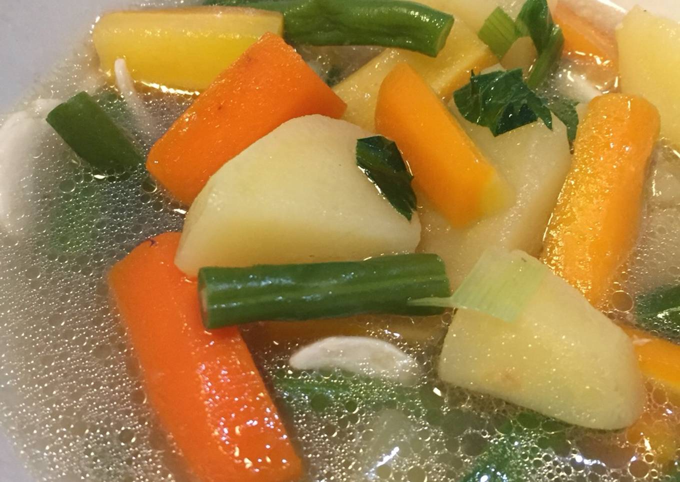 Sayur Sup Kuah Kaldu Ayam
