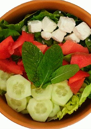 Une photo de Salade pastèque, concombre, féta