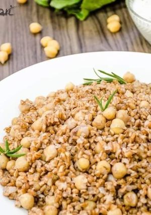 A picture of Blugur_with_chickpeas.