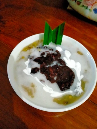 Langkah Gampang Menyiapkan Resep Bubur ketan hitam dan kacang hijau hemat gas 5-30-7 yang Sempurna Anti Ribet, Uenak Banget