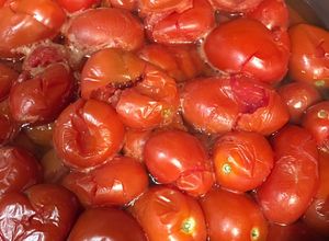 Zdjęcie przepisu Domowa Passata - sos pomidorowy.