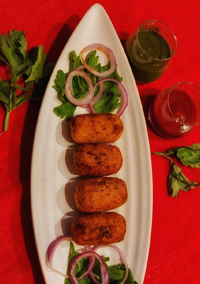 चीज़ कॉर्न क्रोकेटस (cheese corn croquettes recipe in Hindi) रेसिपी मुख्य फोटो