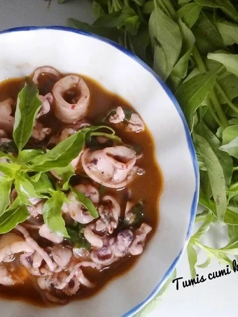 Langkah Gampang Menyiapkan Resep Tumis Cumi Kemangi yang Lezat Sekali Anti Ribet, Lezat