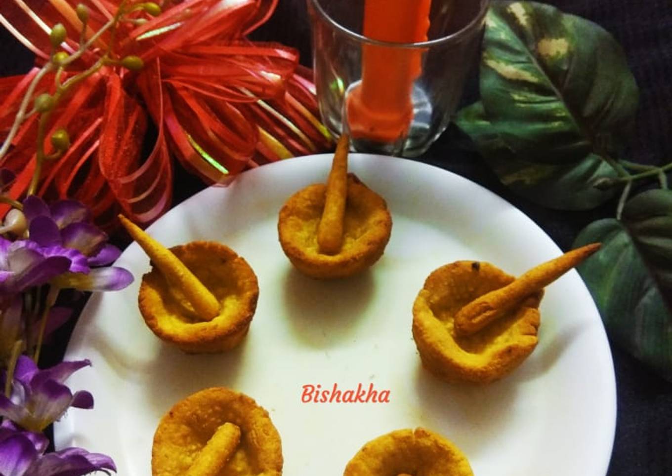 Besan Diya Mathri