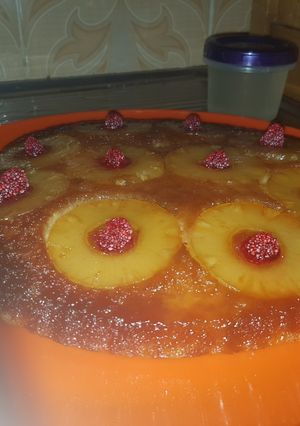 صورة لوصفة كيكة مقلوبة الأناناس