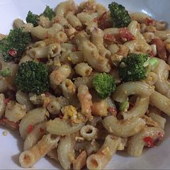 A picture of Fried Macaroni Singapore style.