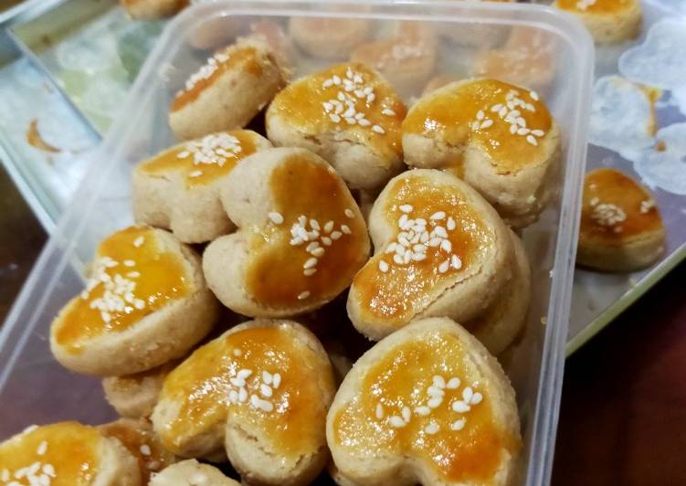 Resep Kue kacang lumer oleh Tety Rahma - Cookpad