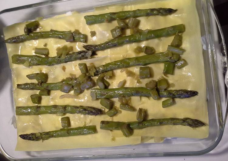 Pasticcio con finocchi,asparagi e speck
