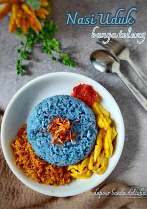 Foto resep Nasi Uduk Bunga Telang | Rice Cooker
