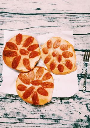 Hình của món Bánh bột mì xúc xích kiểu mới.
