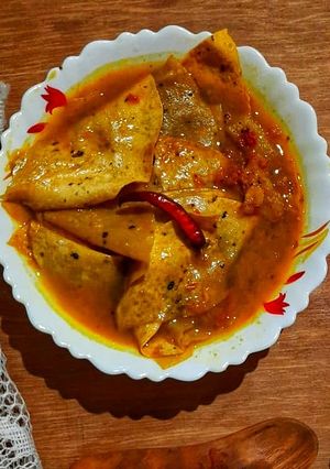 A picture of Papad ki Sabzi/ Papar Curry Recipe / Papor er Dalna.