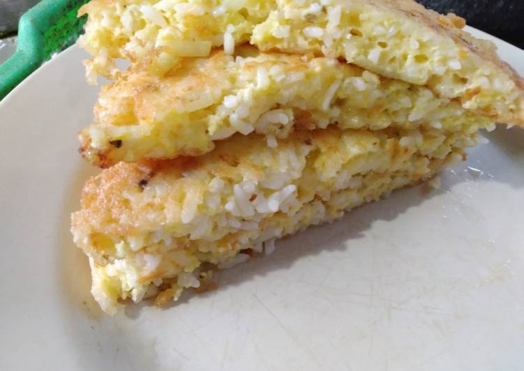 Ommelette nasi keju