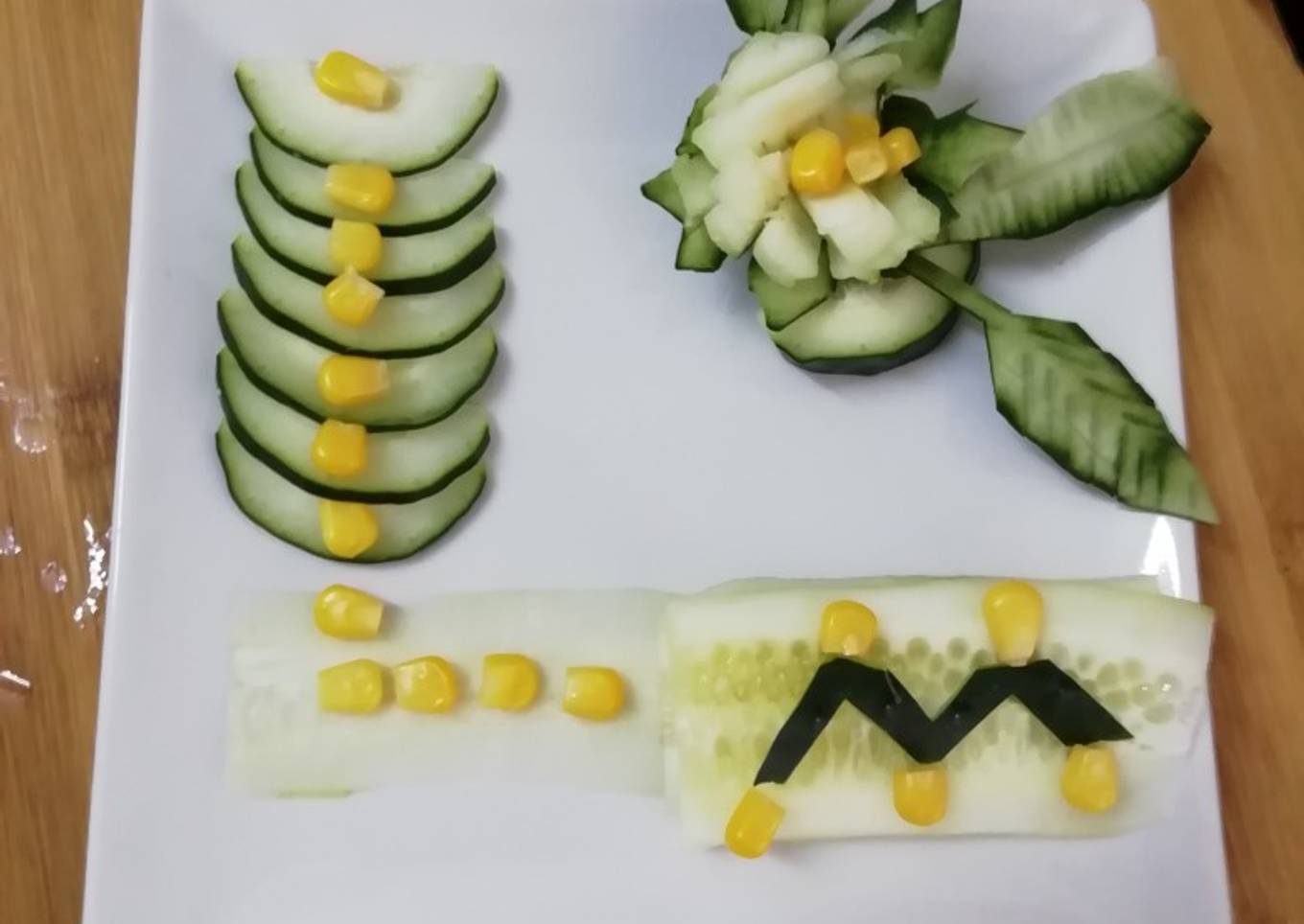 Ensalada de pepino y maíz