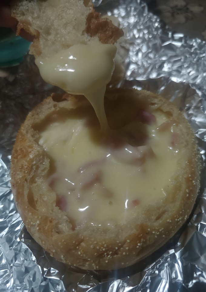 Una foto de Pan relleno de Brie y bacon