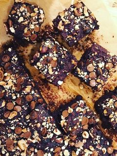 Cékla Brownie (gluten- cukor- és tejmentes) recept fotója
