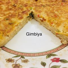 Indomie pizza A picture of Indomie pizza.