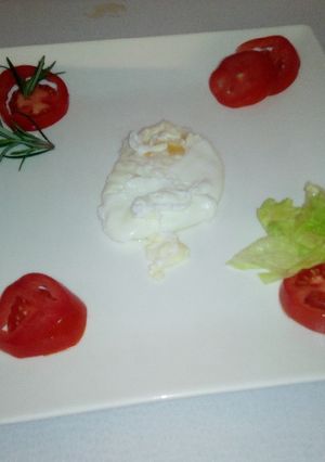A picture of Potched eggs.