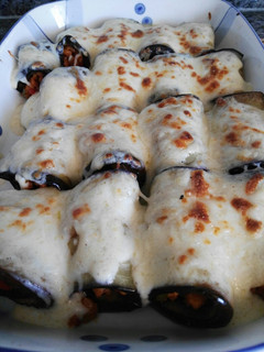 Una foto de Rollitos gratinados de berenjena y soja