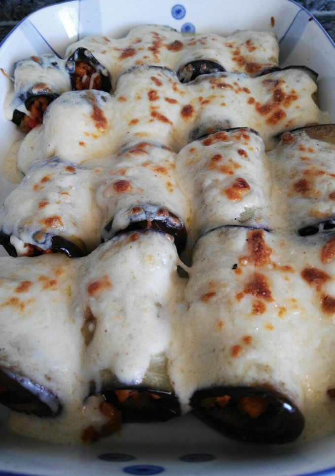 Una foto de Rollitos gratinados de berenjena y soja