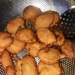 A picture of My tasty bean cake (kosai)🍱.