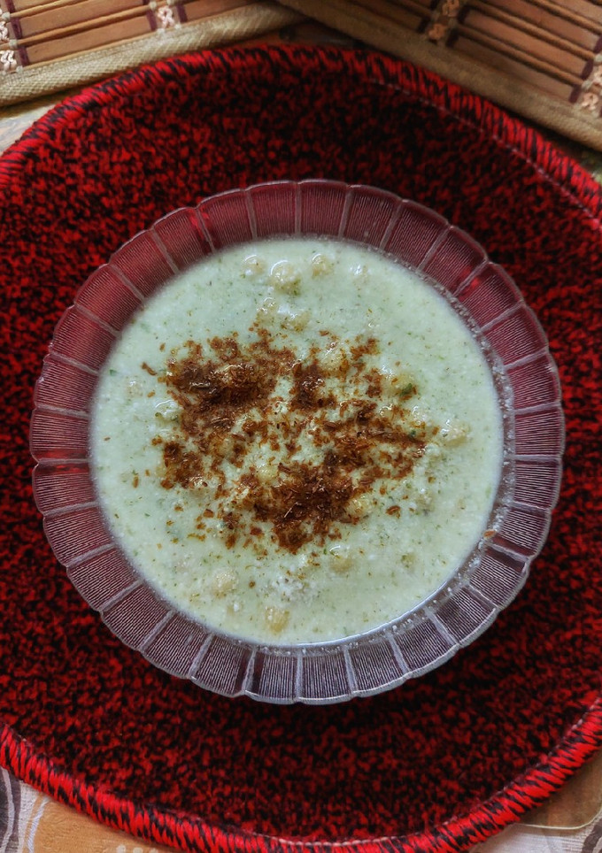 पुदीना धनिया रायता(DHANIYA PUDEENA RAITA RECIPE IN HINDI) रेसिपी मुख्य फोटो