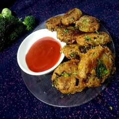A picture of Broccoli paneer chops.