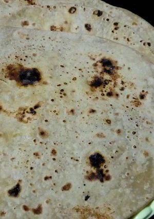A picture of Roti (chapati).
