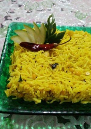 A picture of Raw mango rice.