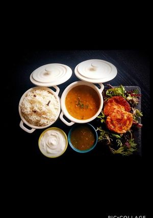 A picture of Khatti Masoor ki Daal.