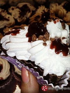 Φωτογραφία της συνταγής Black forest σε σοκολατένιες τάρτες