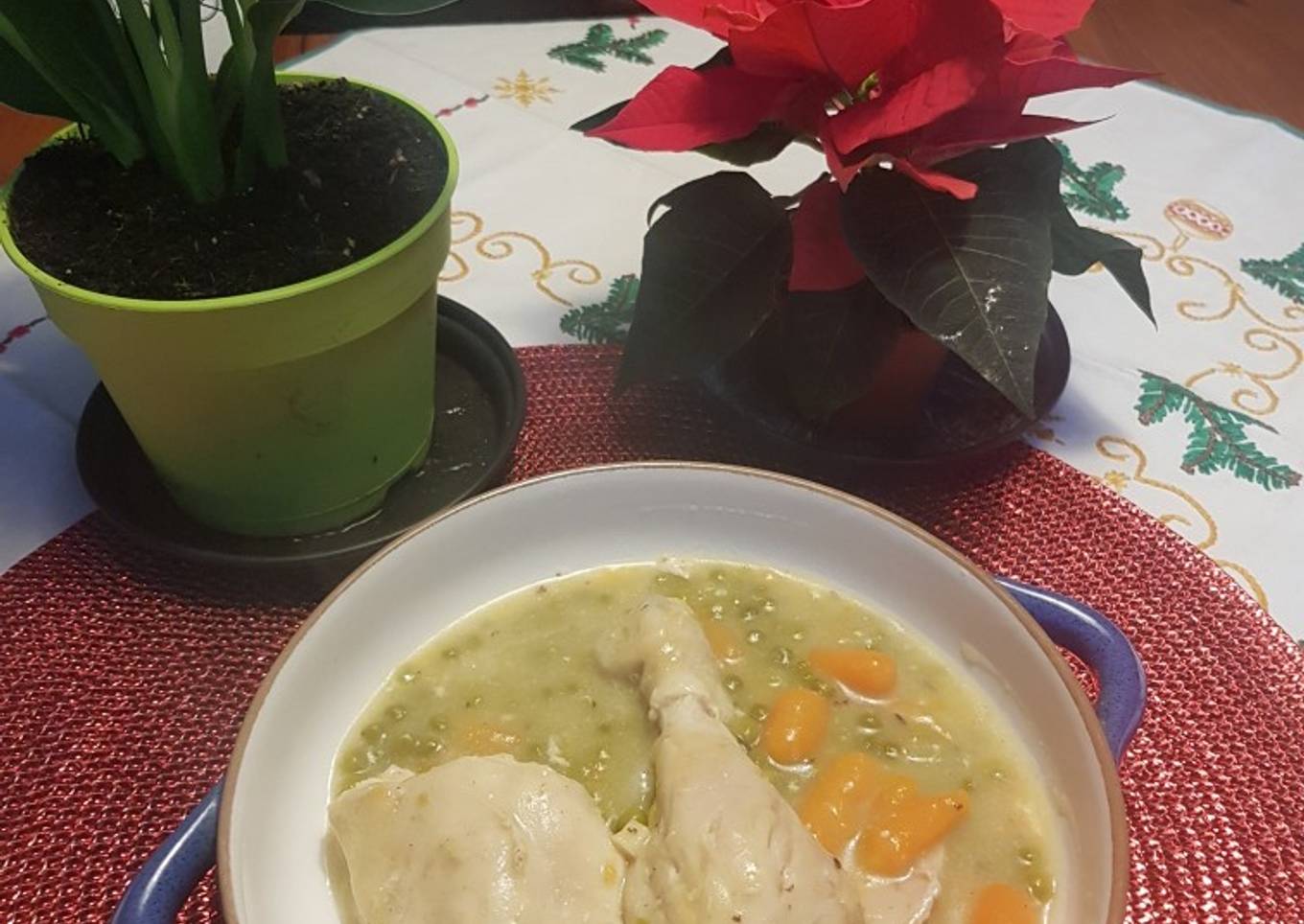 Pollo con Verduras en Salsa de Espárragos