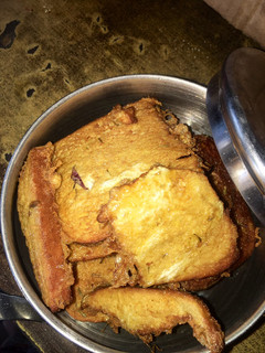 A picture of French toast🍽.