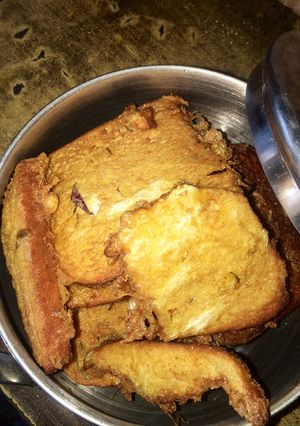 A picture of French toast🍽.