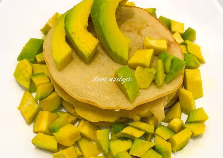 Pancake Tepung Beras dan Alpukat