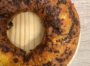 Foto principal de Bizcocho de yogur y naranja con chispas de chocolate en freidora de aire