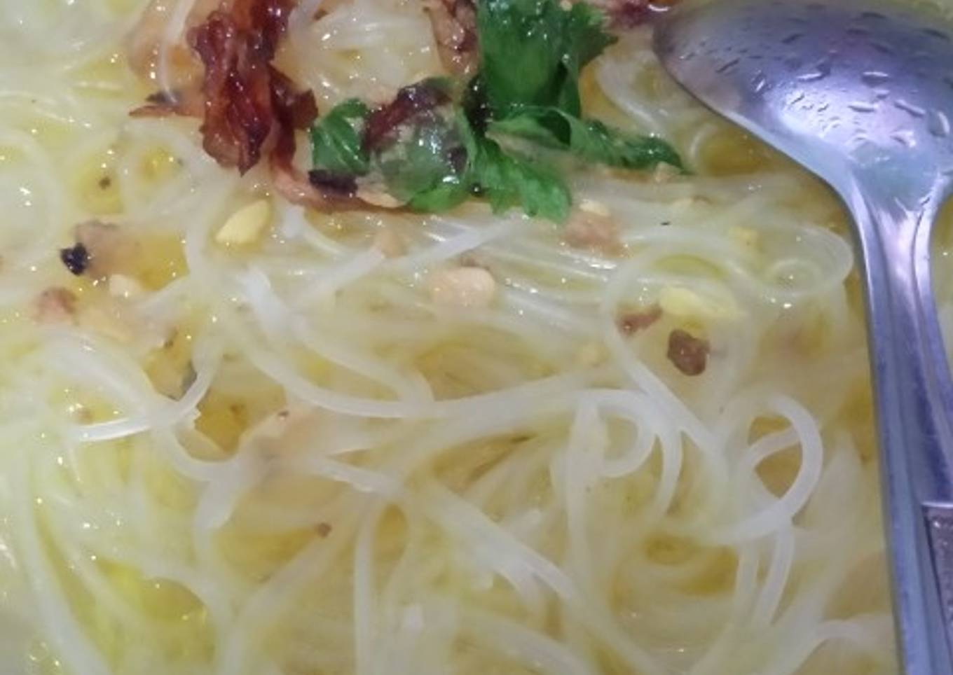 Soto ayam nyampleng pisan