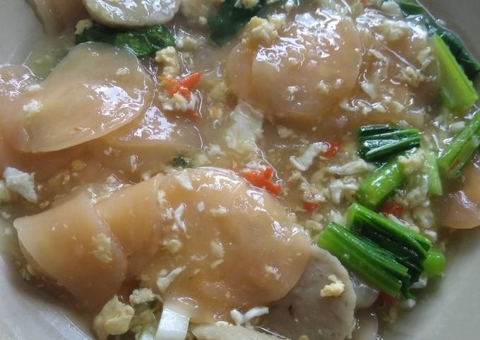 Bagaimana Membuat Seblak Bakso Sederhana, Enak Banget