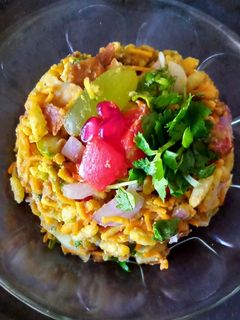 ઝટપટ ભેળ (Zatpat Bhel Recipe In Gujarati) રેસીપી મુખ્ય ફોટો
