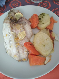 Una foto de Tilapia al horno
