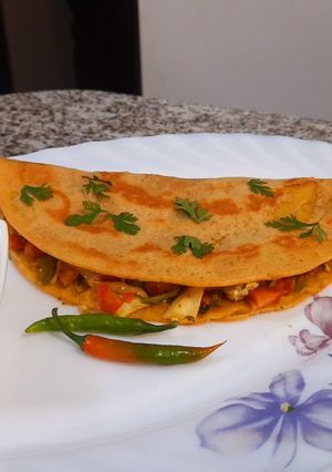 A picture of Stuffed Paneer Besan Chilla.