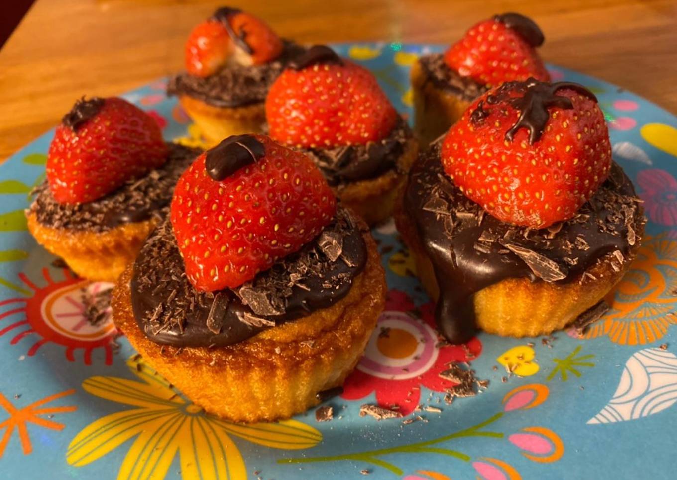 Vanilla Cupcake with Chocolate Ganache
