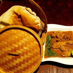 A picture of Chicken nihari.